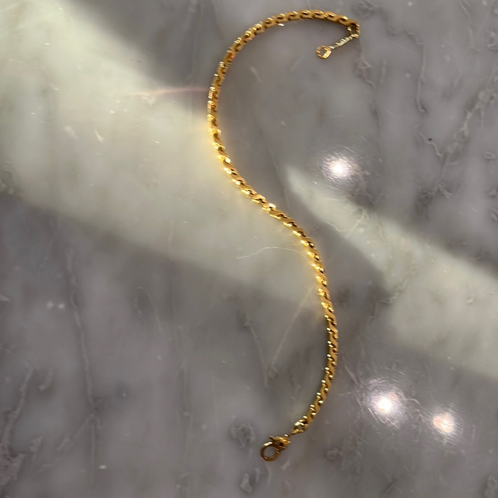 Gold bracelet